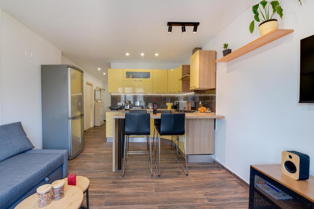 Apartment Niksa 普拉 外观 照片